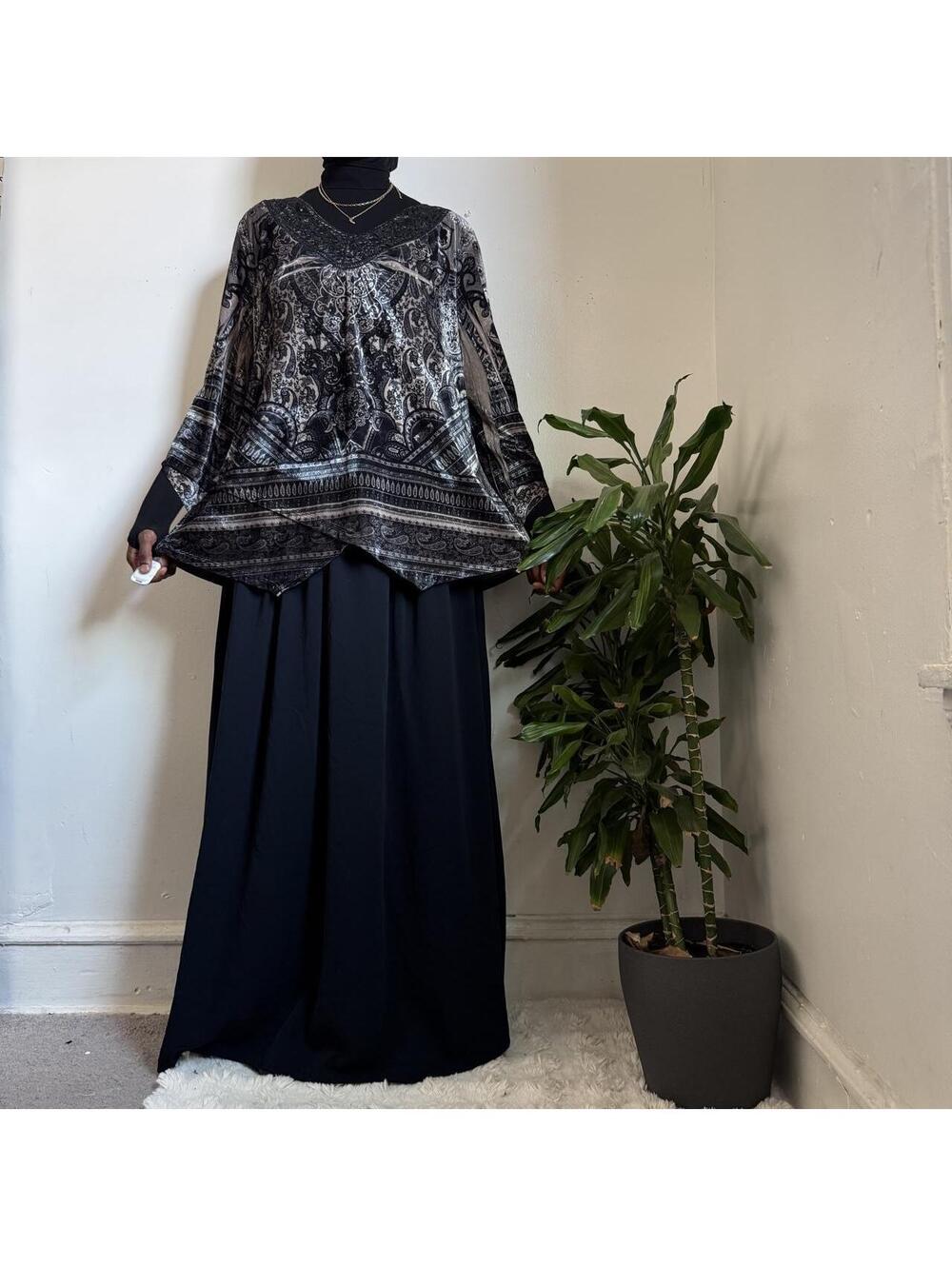 Vintage boho Velvet Burnout‎ Top 2X Plus Size Paisley Crochet V-Neck Bell Sleeve - Picture 3 of 7
